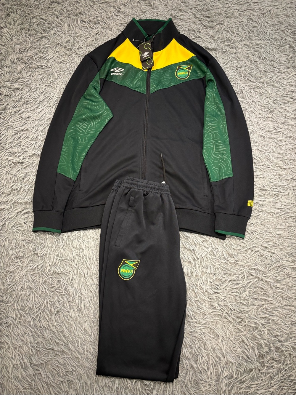 NEW UMBRO Mens Jamaica Federation Soccer Tracksuit Set Black Green XL Streetwear